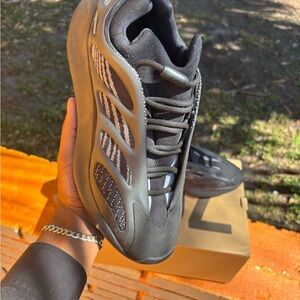 Yeezy 700